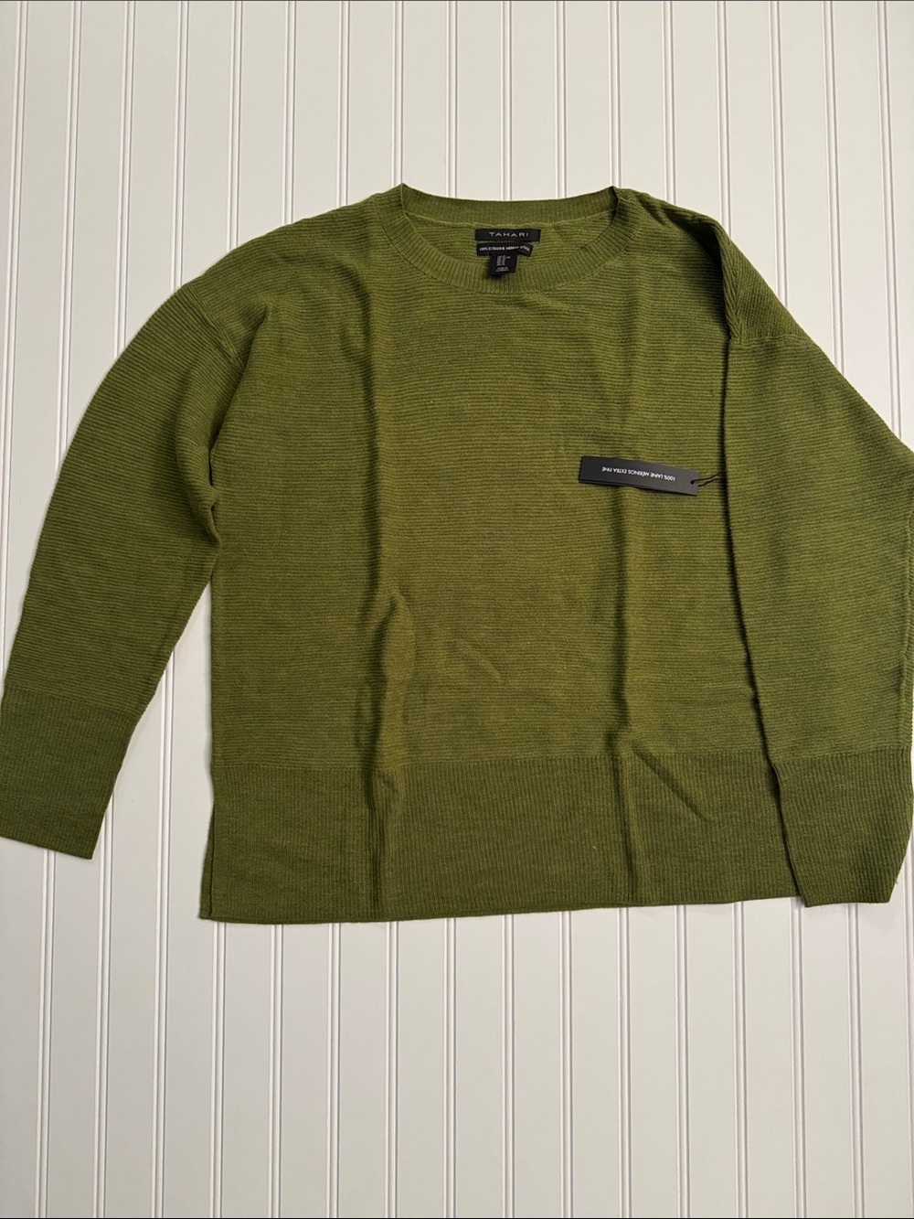 NWT Tahari 100% Extra Fine Merino Wool Olive Green Crew Neck Sweater XL